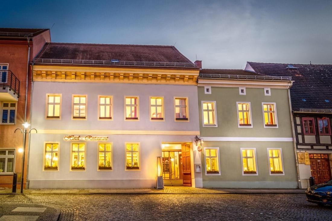 Ferienwohnung Zum Deutschen Hause 뤼베나우 외부 사진